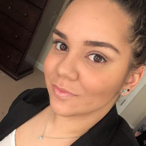 Meet your Posher, Pamela